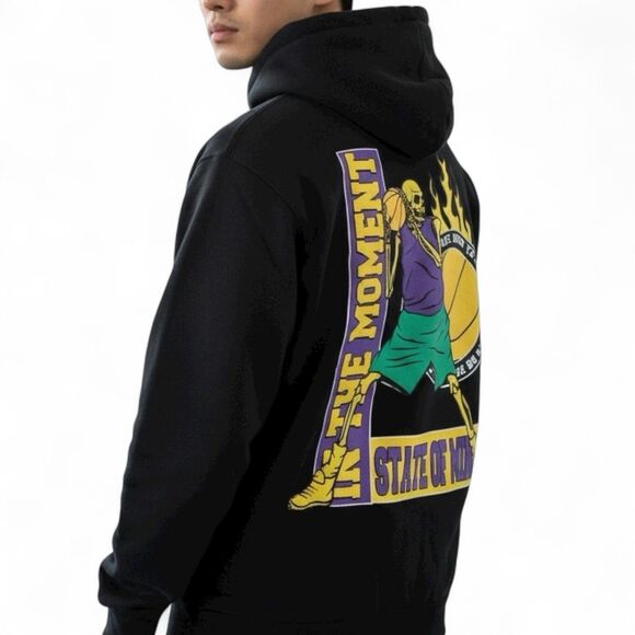 Basketball Graphic Hoodie Mens S Black Flame Ball Streetwear Skater Pullover NEW - Picture 2 of 13